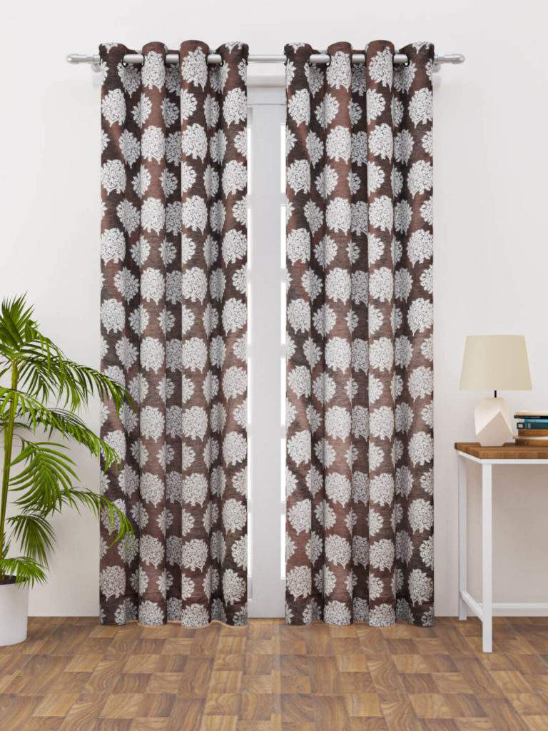 Ready made curtain bentley